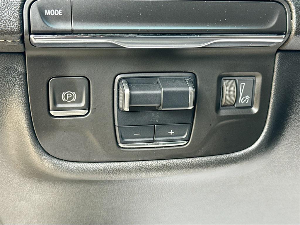 used 2021 Cadillac Escalade ESV car, priced at $50,708