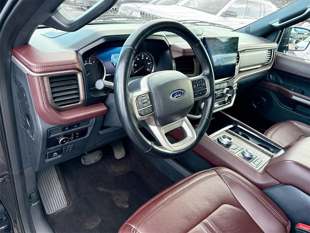used 2023 Ford Expedition car, priced at $37,266