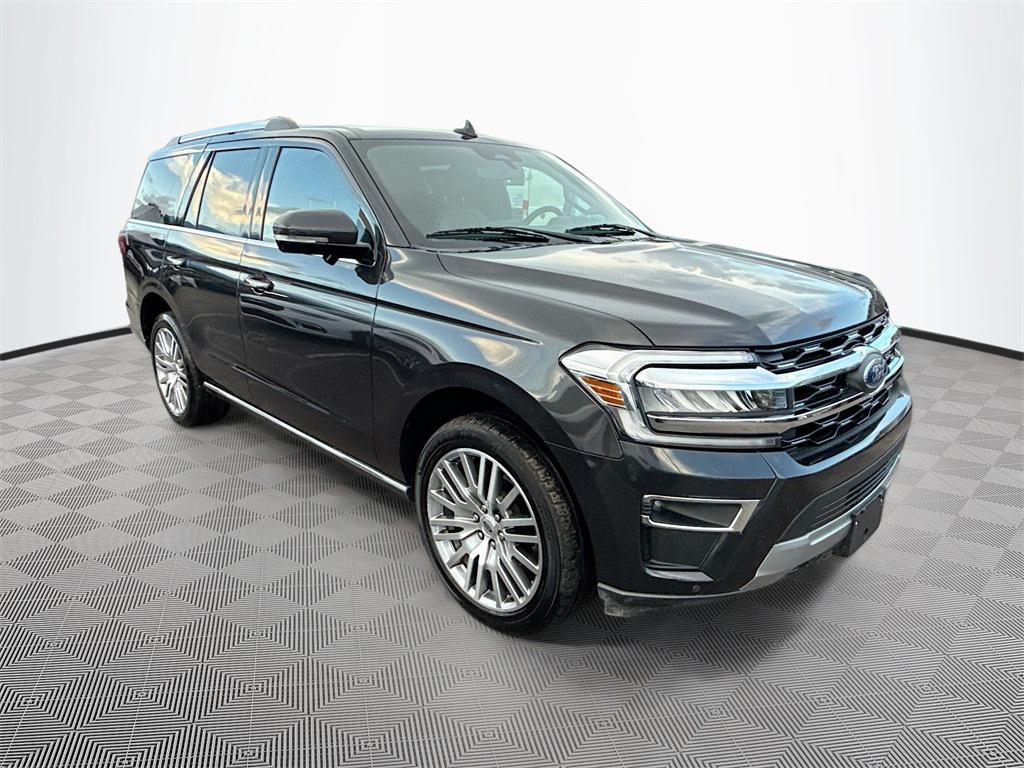 used 2023 Ford Expedition car, priced at $37,266