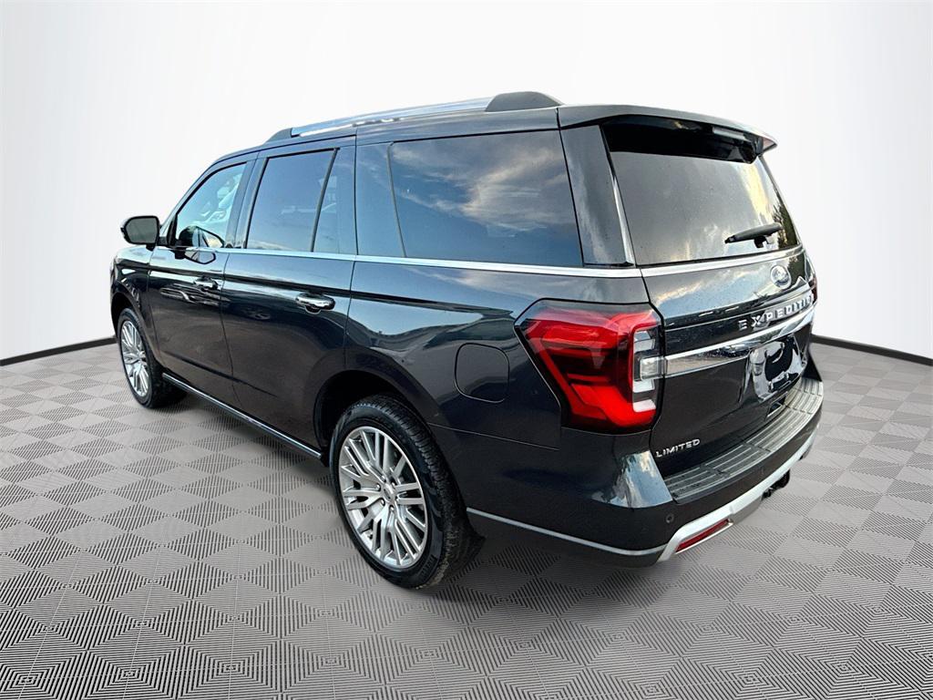 used 2023 Ford Expedition car, priced at $37,266