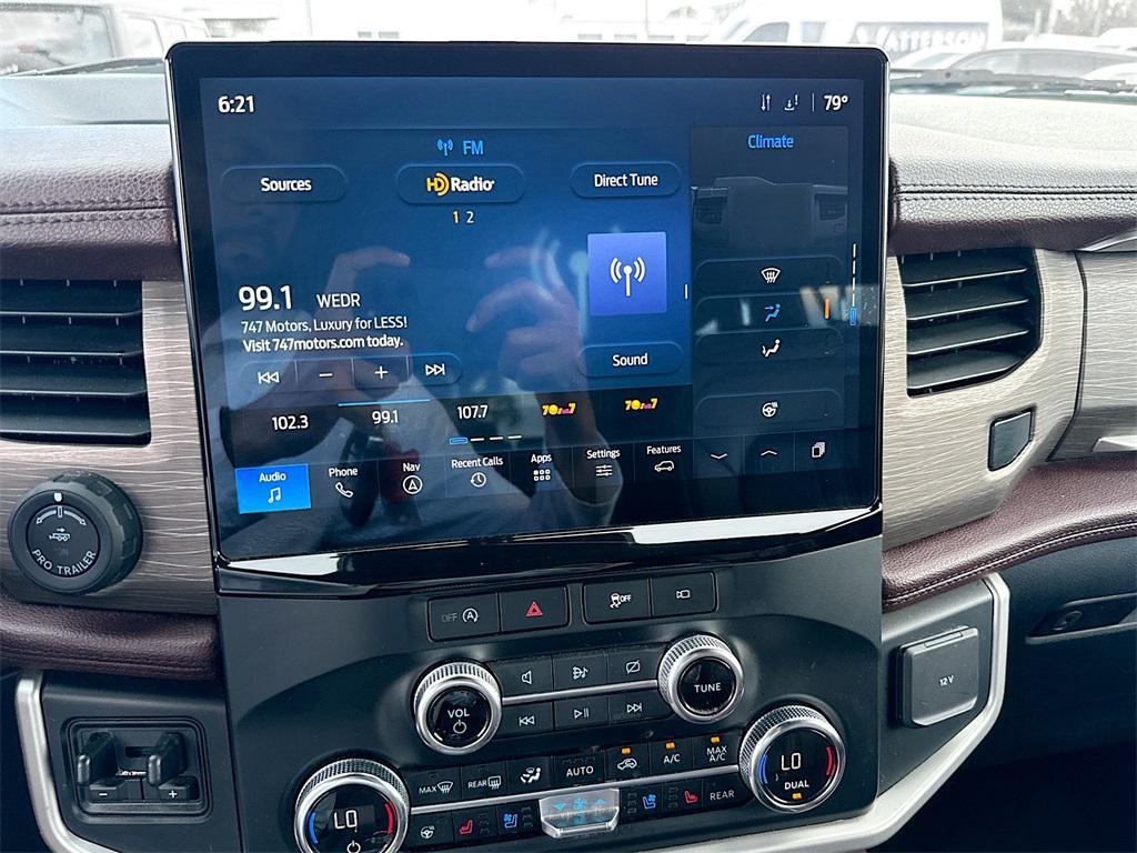 used 2023 Ford Expedition car, priced at $37,266