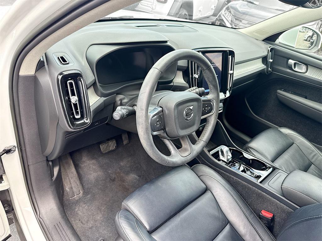 used 2024 Volvo XC40 car, priced at $28,524