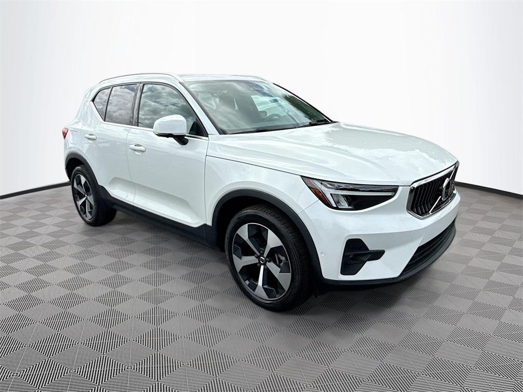 used 2024 Volvo XC40 car, priced at $28,524