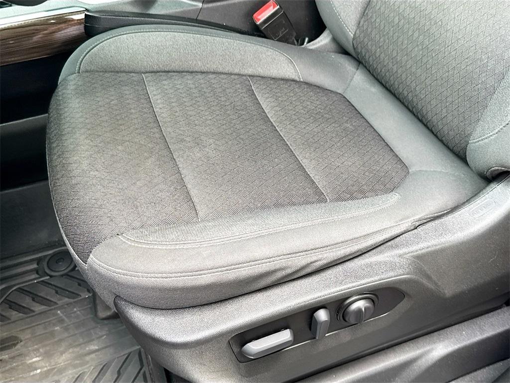 used 2022 Chevrolet Silverado 1500 car, priced at $35,003