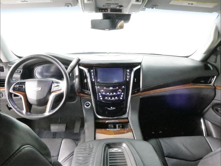 used 2018 Cadillac Escalade ESV car, priced at $35,999