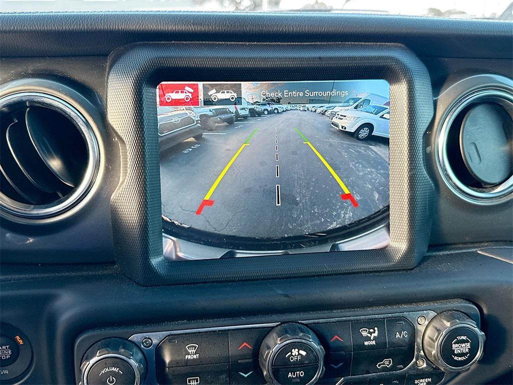 used 2021 Jeep Wrangler Unlimited car, priced at $28,073