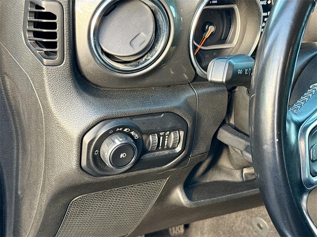 used 2021 Jeep Wrangler Unlimited car, priced at $28,073