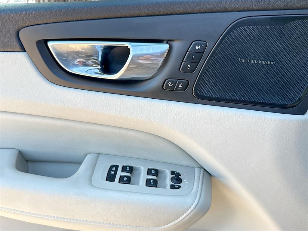 used 2023 Volvo XC60 car, priced at $31,522