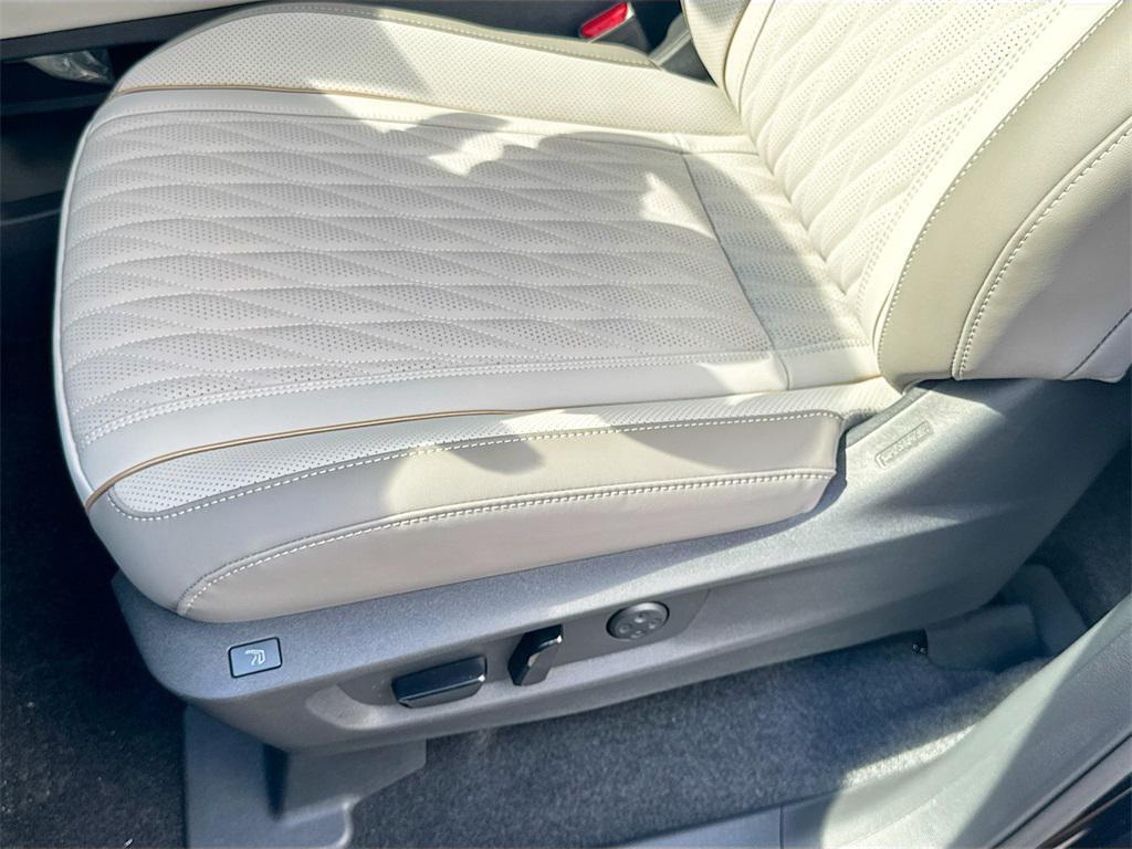 new 2026 INFINITI QX60 car, priced at $65,632