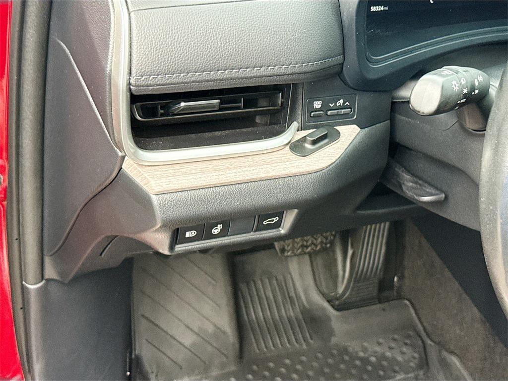 used 2024 Toyota Grand Highlander car, priced at $42,051