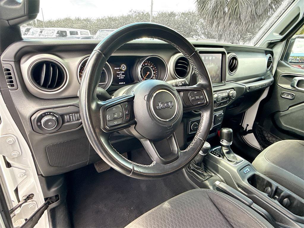 used 2021 Jeep Wrangler Unlimited car, priced at $25,131