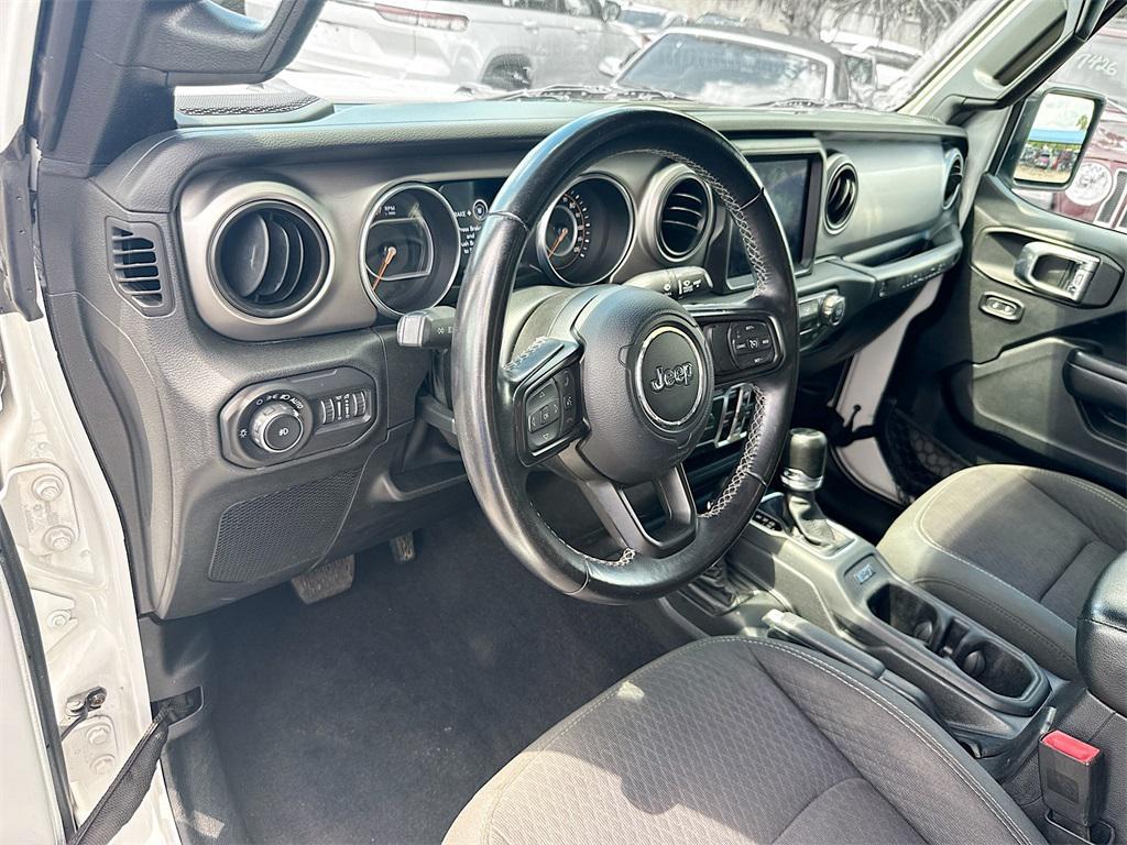 used 2021 Jeep Wrangler Unlimited car, priced at $25,131