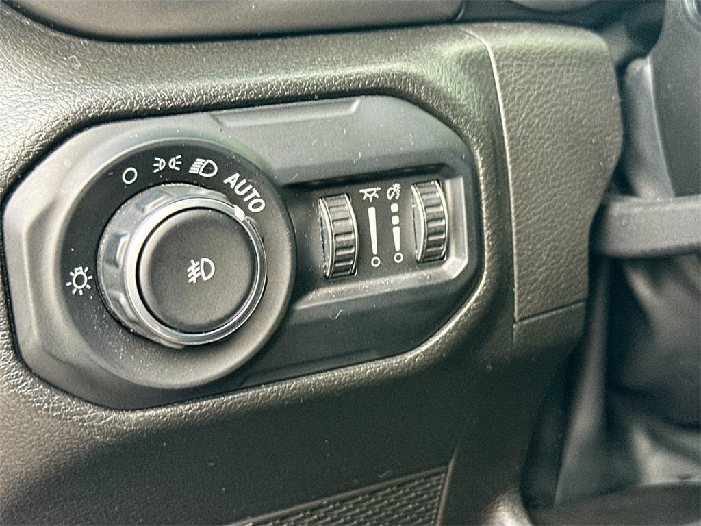 used 2022 Jeep Wrangler Unlimited car, priced at $24,571