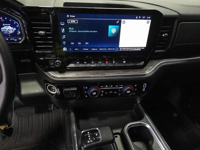 used 2024 Chevrolet Silverado 1500 car, priced at $40,245