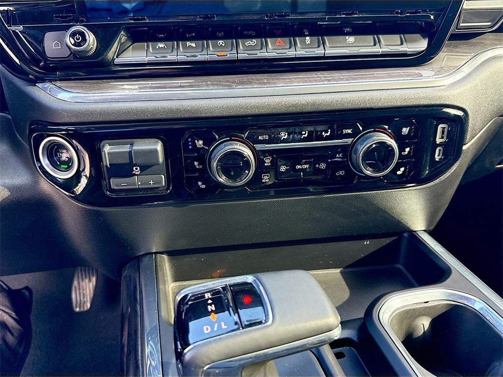 used 2024 Chevrolet Silverado 1500 car, priced at $39,179