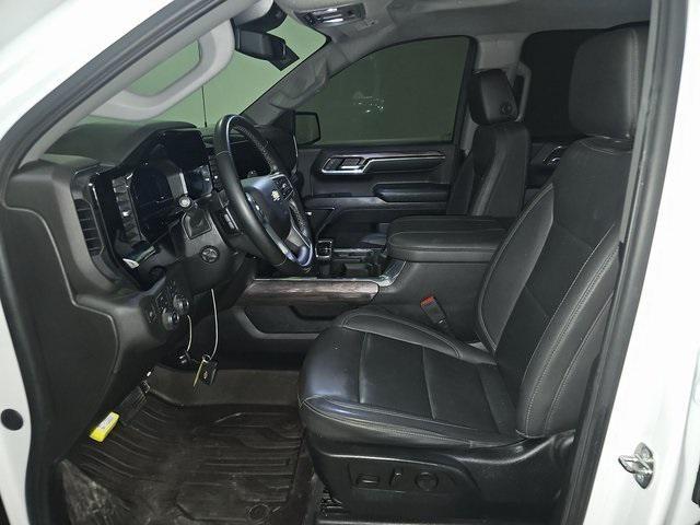 used 2024 Chevrolet Silverado 1500 car, priced at $40,245