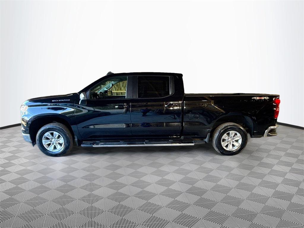 used 2024 Chevrolet Silverado 1500 car, priced at $32,133