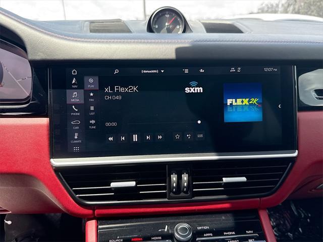 used 2020 Porsche Cayenne car, priced at $37,267