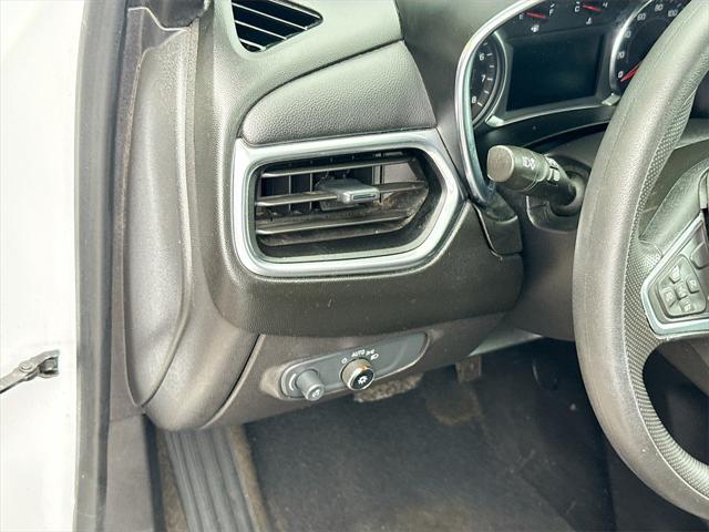 used 2022 Chevrolet Equinox car, priced at $18,157