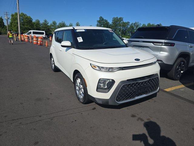 used 2021 Kia Soul car, priced at $12,899