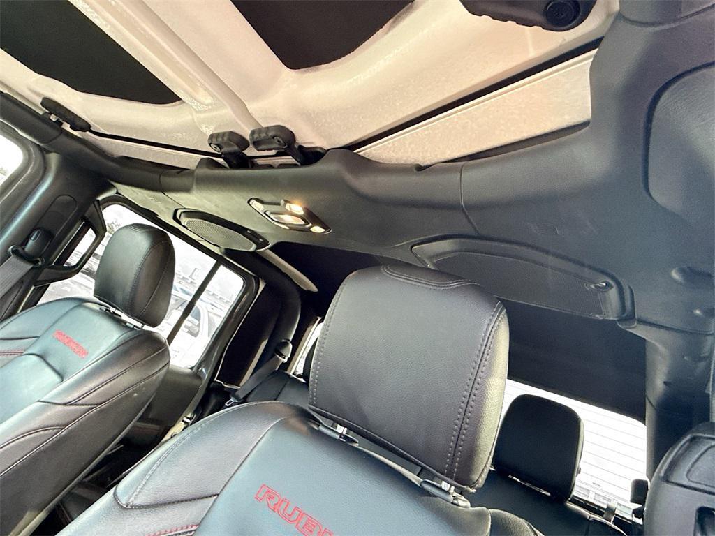 used 2022 Jeep Gladiator car, priced at $33,816