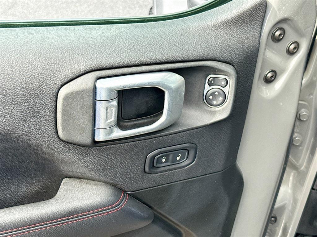 used 2022 Jeep Gladiator car, priced at $33,816