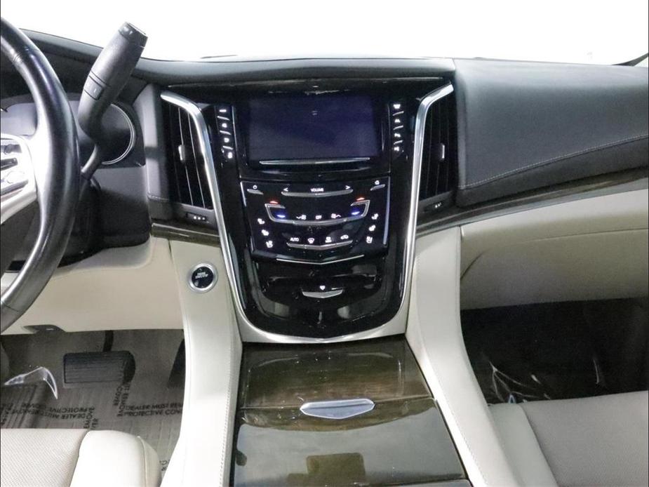 used 2019 Cadillac Escalade ESV car, priced at $36,449