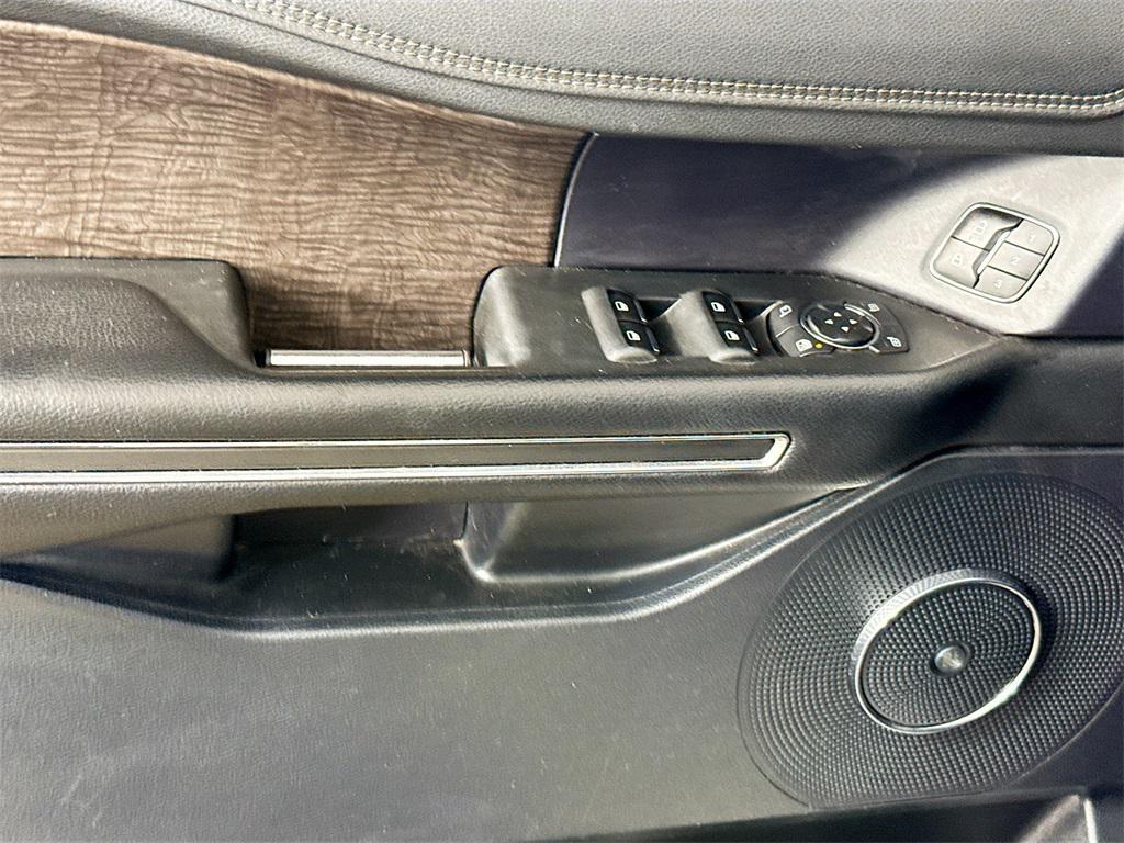 used 2020 Ford Expedition Max car, priced at $25,867