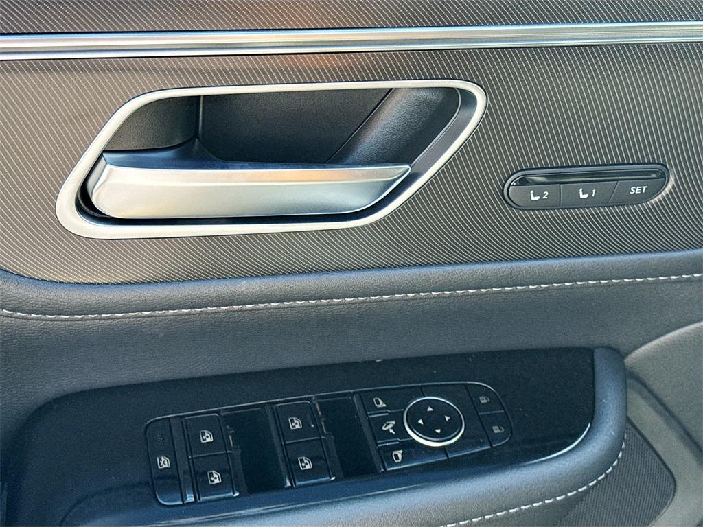 new 2026 INFINITI QX80 car, priced at $83,896