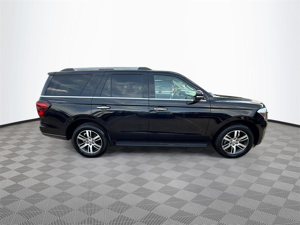 used 2024 Ford Expedition car, priced at $38,255