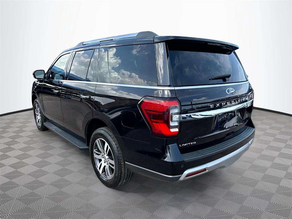 used 2024 Ford Expedition car, priced at $38,255