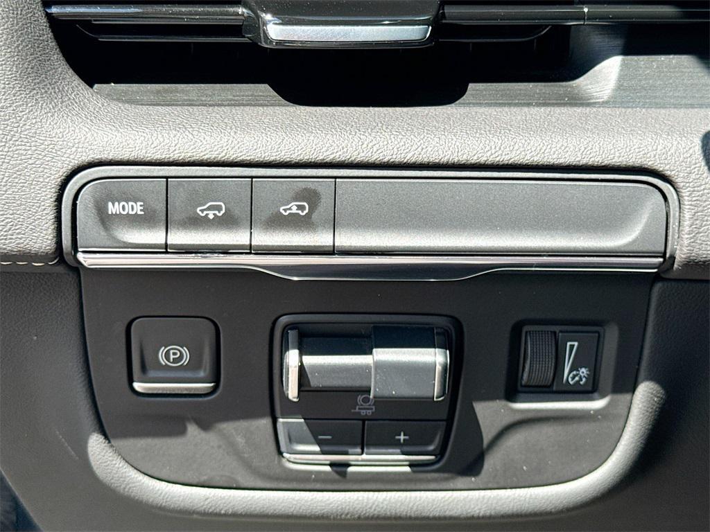 used 2021 Cadillac Escalade car, priced at $55,669