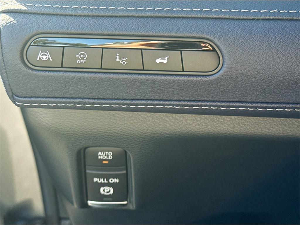 new 2026 INFINITI QX80 car, priced at $100,696