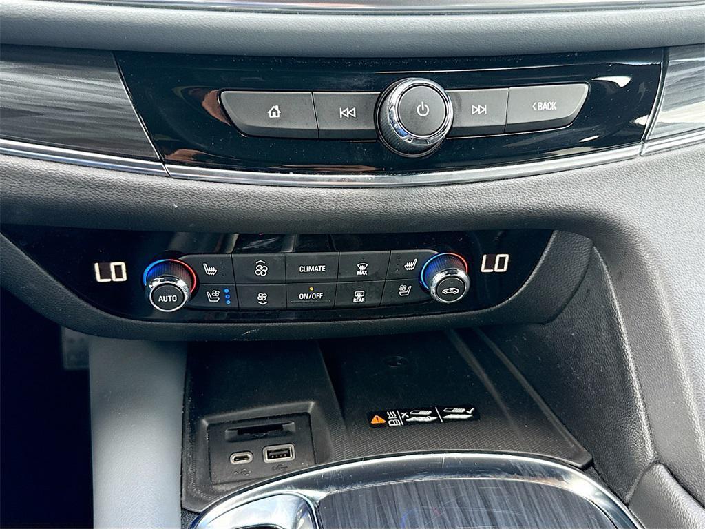 used 2024 Buick Enclave car, priced at $24,150