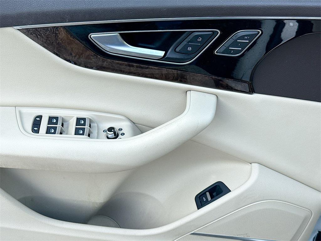 used 2018 Audi Q7 car, priced at $16,557