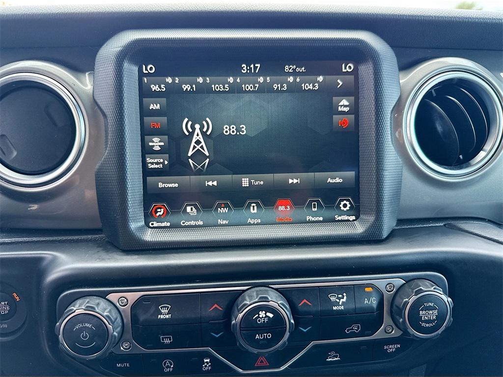 used 2022 Jeep Wrangler Unlimited car, priced at $24,497