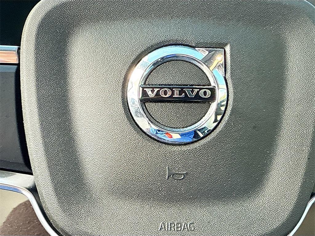 used 2024 Volvo XC40 car, priced at $32,506