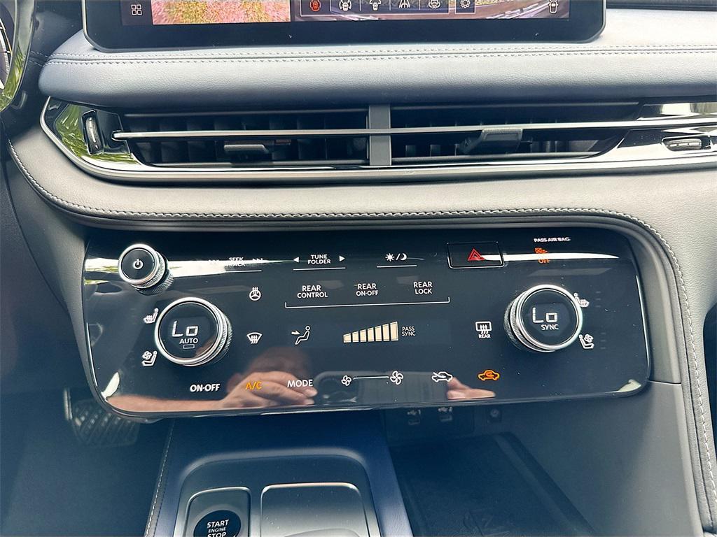 new 2026 INFINITI QX60 car, priced at $61,189