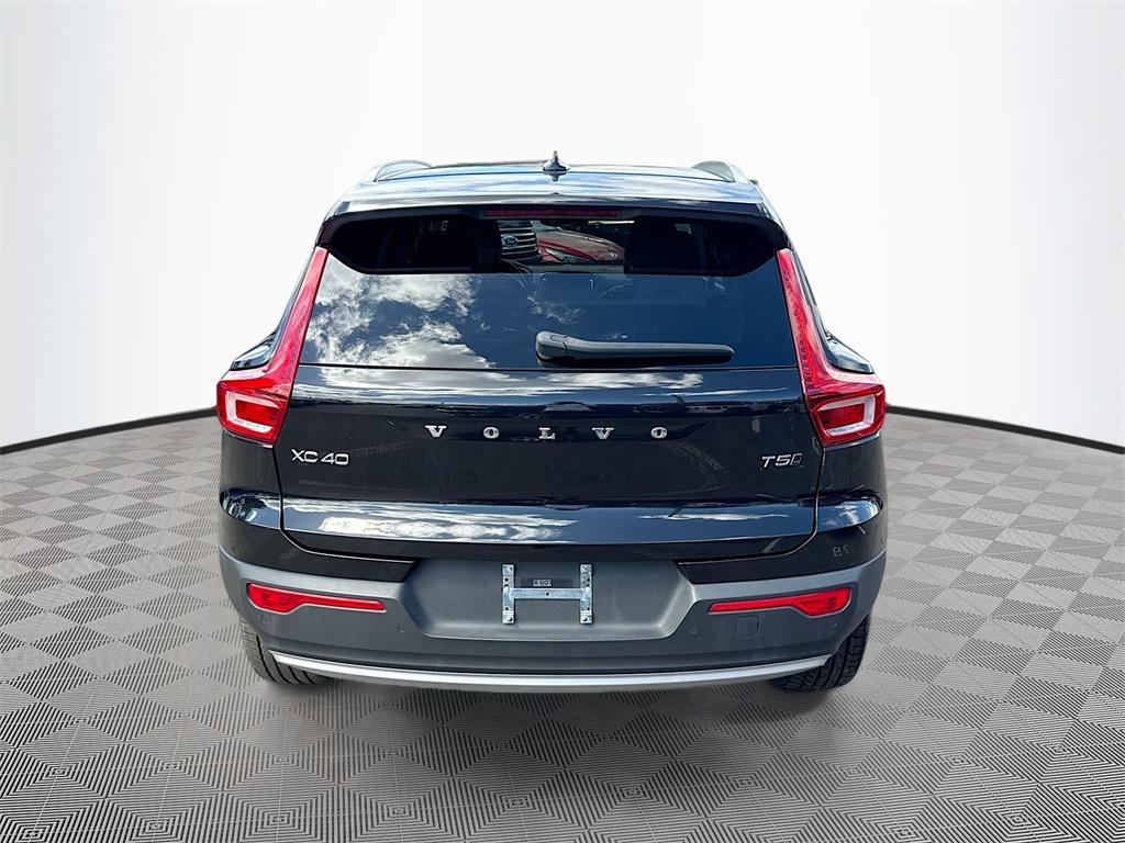 used 2022 Volvo XC40 car, priced at $17,360
