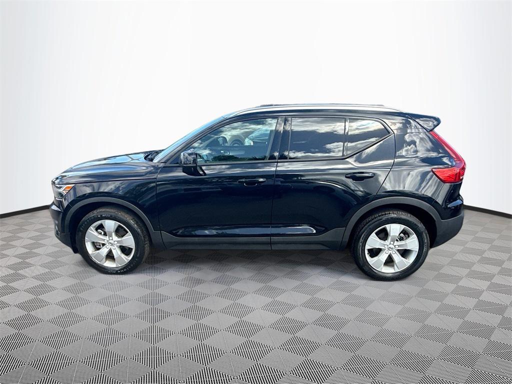 used 2022 Volvo XC40 car, priced at $17,360