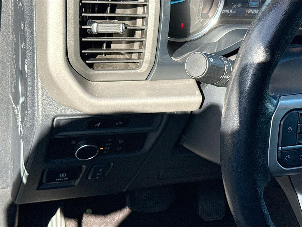 used 2023 Ford Expedition car, priced at $38,278