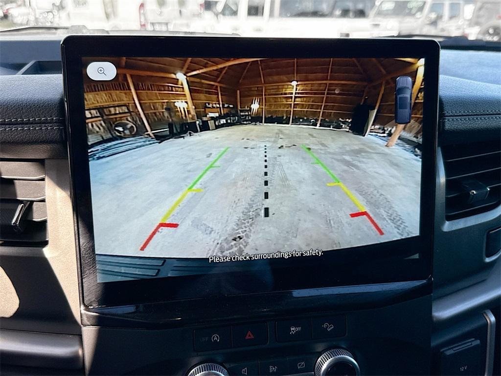 used 2023 Ford Expedition car, priced at $38,278