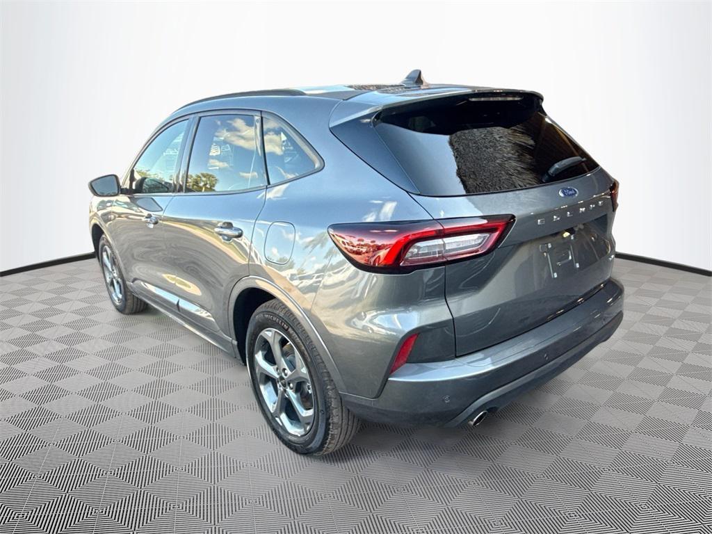 used 2023 Ford Escape car, priced at $20,694