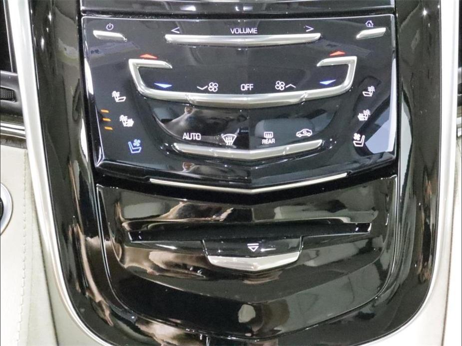 used 2020 Cadillac Escalade ESV car, priced at $44,099