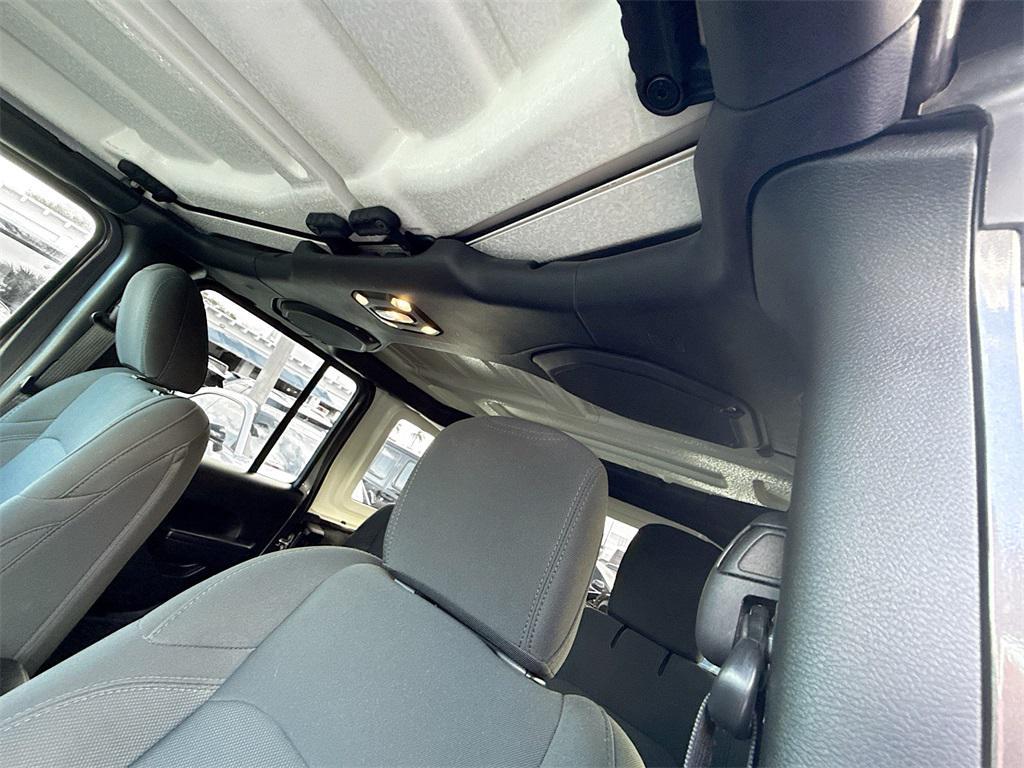 used 2021 Jeep Wrangler Unlimited car, priced at $25,329