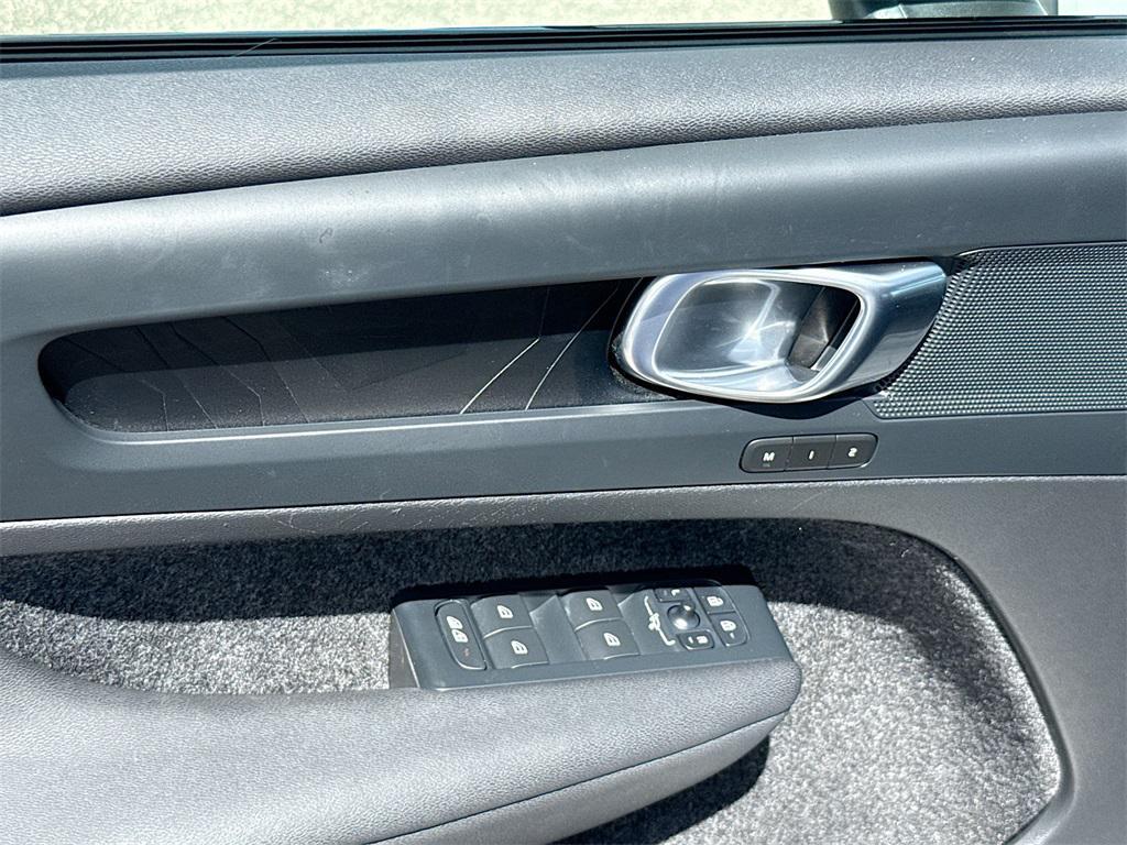 used 2023 Volvo XC40 Recharge Pure Electric car, priced at $25,113