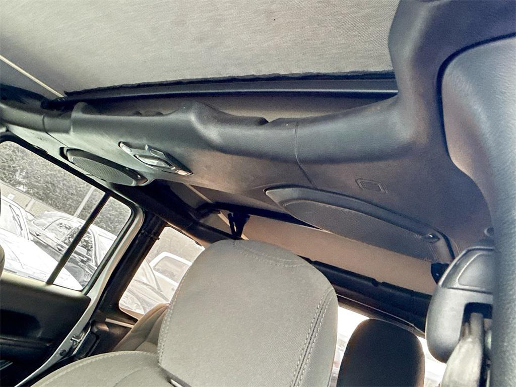 used 2021 Jeep Wrangler Unlimited car, priced at $16,292