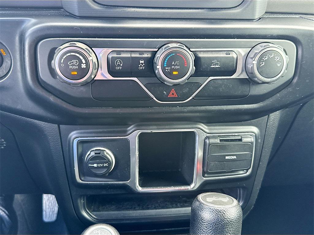 used 2021 Jeep Wrangler Unlimited car, priced at $16,292