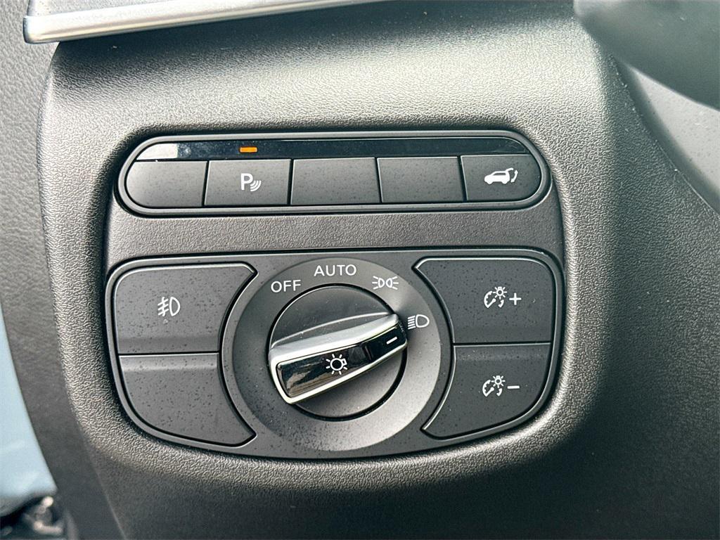 used 2022 INFINITI QX55 car, priced at $28,543