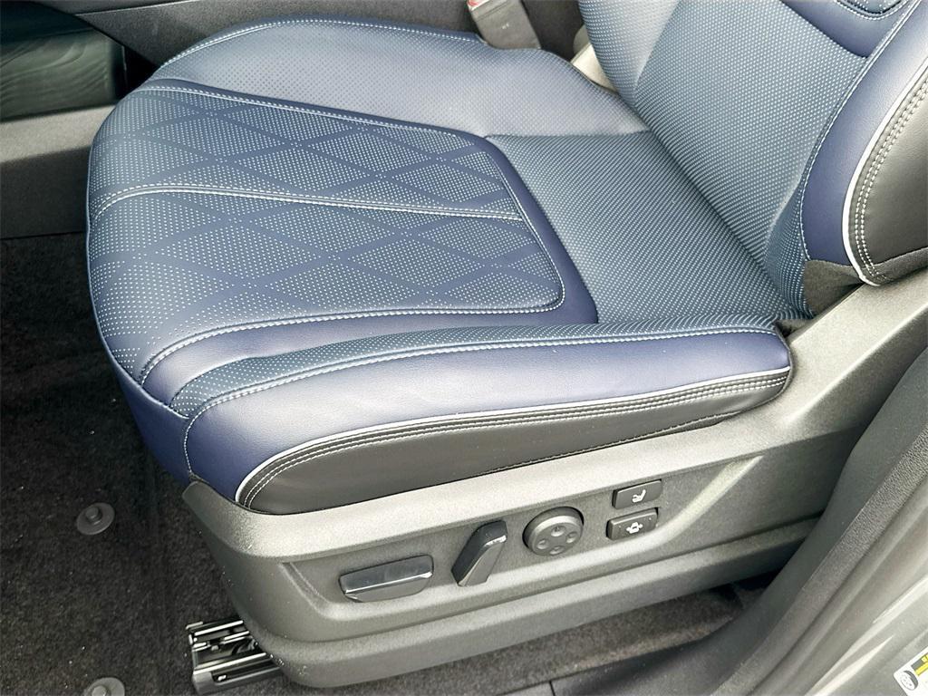 new 2026 INFINITI QX80 car, priced at $99,655